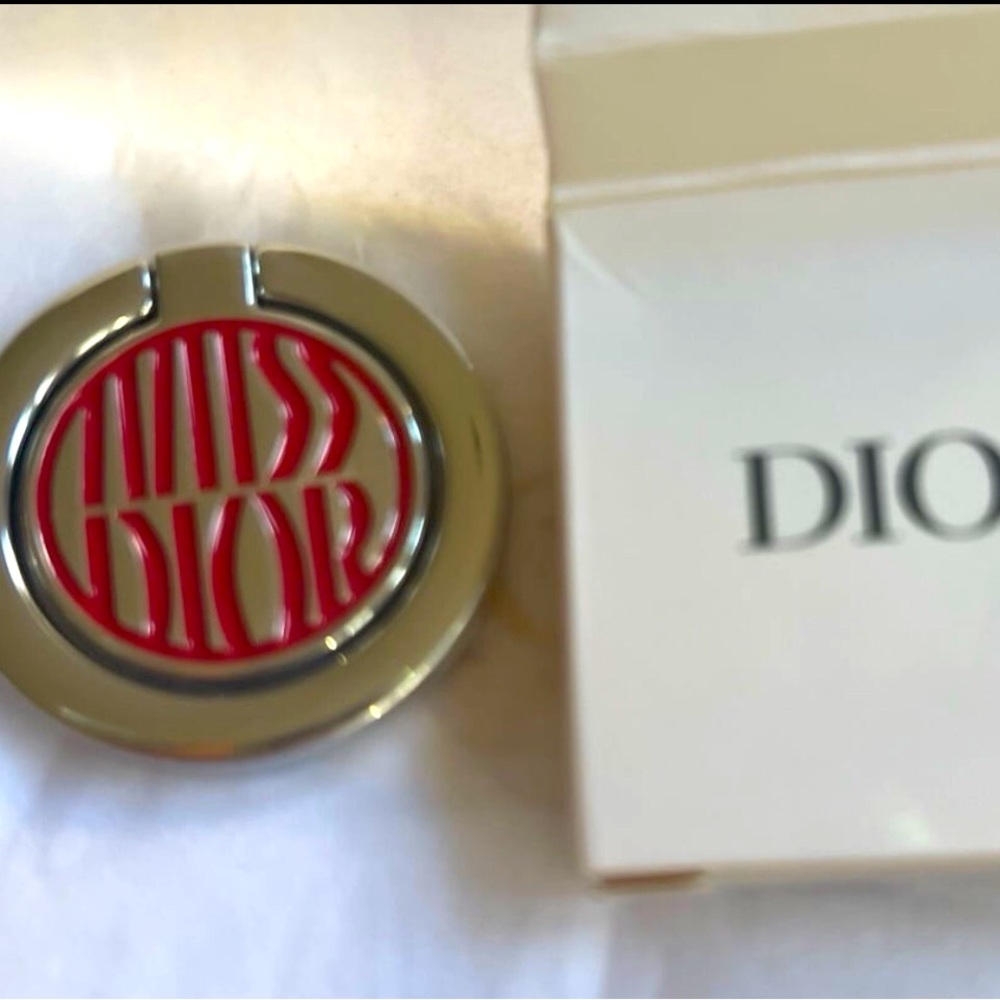 Dior Miss Dior phone ring